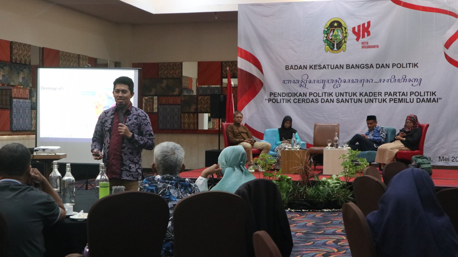 Pendidikan Politik Kader Partai Politik Kota Yogyakarta